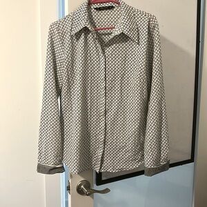 Business blouse for woman and new never worn and great for business outfit